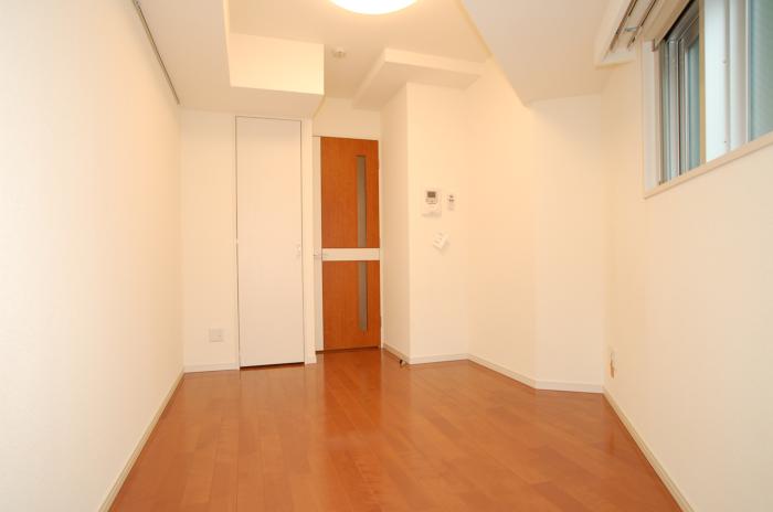 ステージファースト西新宿 リビング