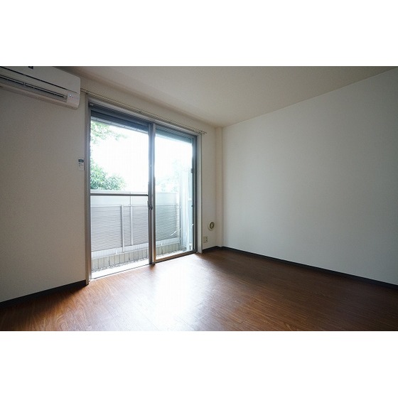 Ｙ’Ｓ　ＨＯＵＳＥ0102号室 居室