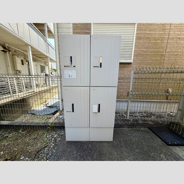 グランメール301号室 宅配ボックス