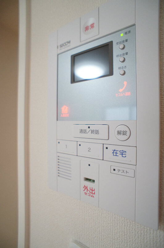 リブリ・新丸子 玄関