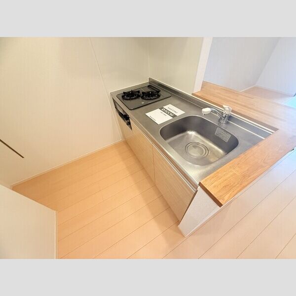 ジェイ・エス・ティ横浜東 キッチン
