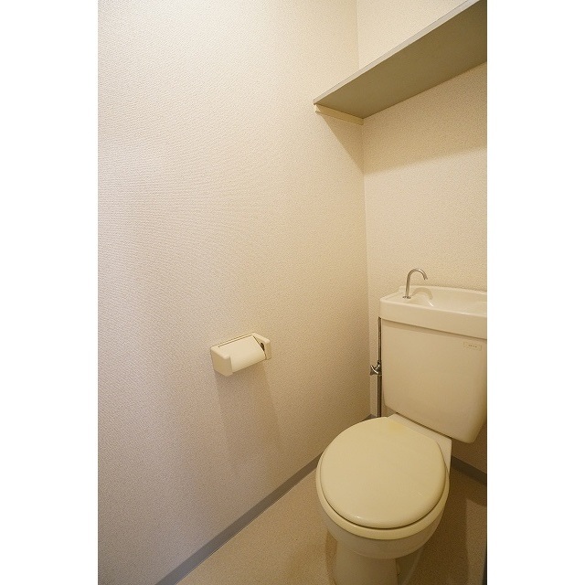 プロヴィデンス秀洋0101号室 トイレ