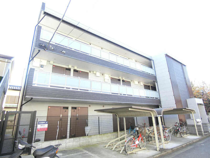 リブリ・湘南六会3階 外観