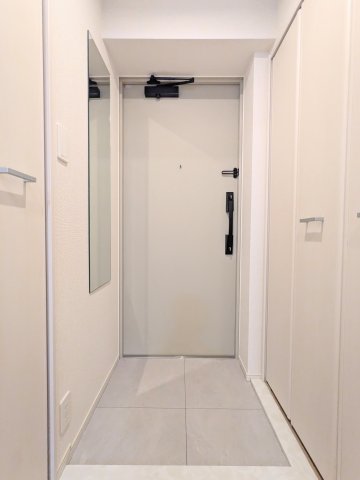 ソラシアレジデンス学芸大学Ⅱ0106号室 玄関