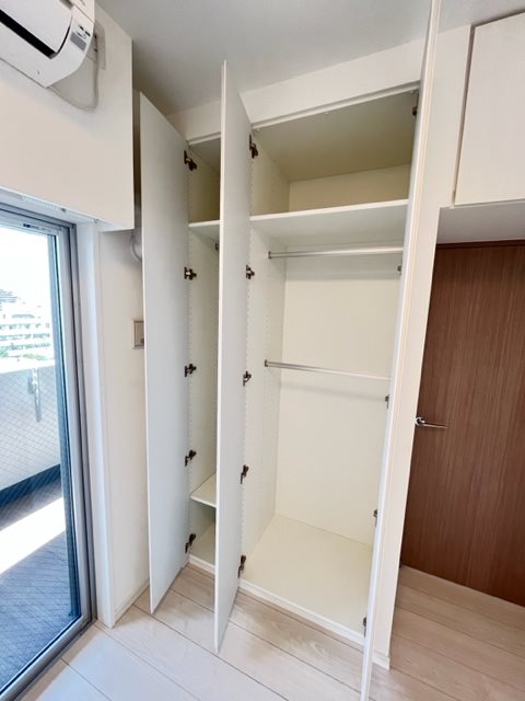アジールコート新高円寺9階 収納