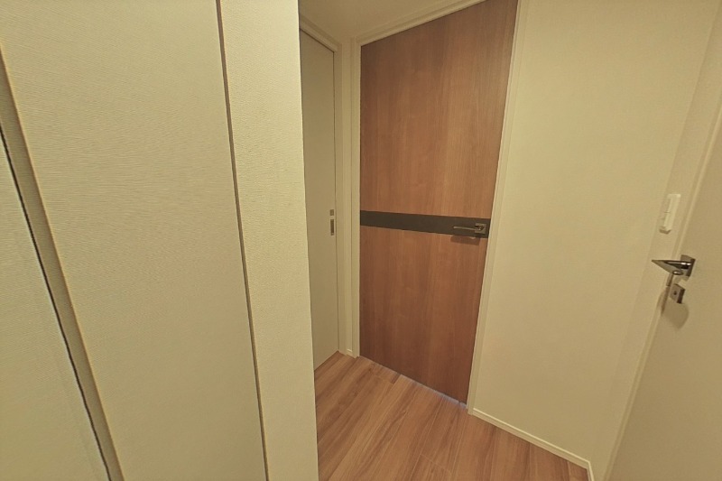 レジディア都立大 玄関