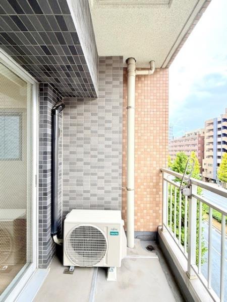 エコロジー白山レジデンス5階 リビング