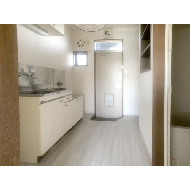 コア21105号室 内観