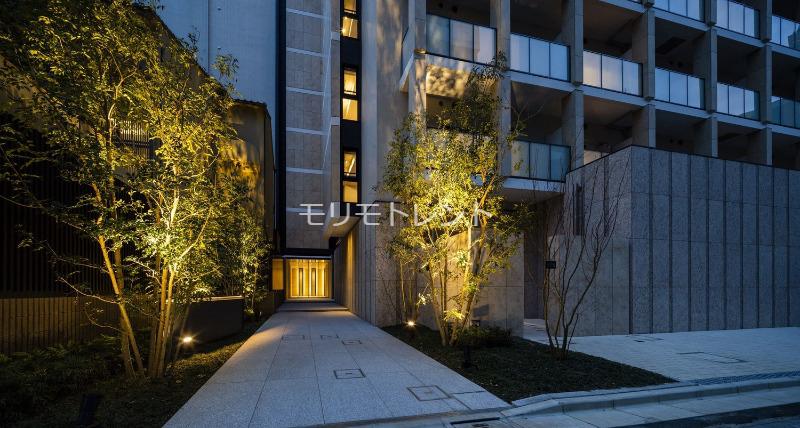 ピアース赤坂6階 エントランスアプローチ