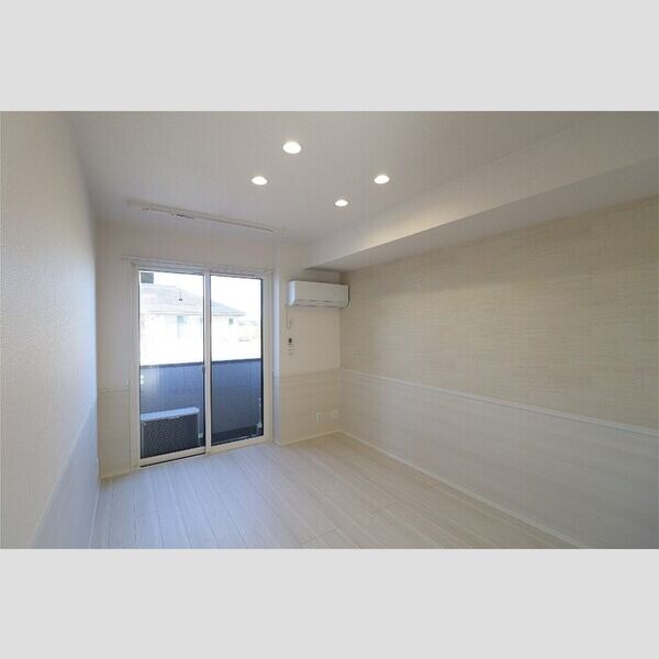 D-KISARIA　WⅠ103号室 洋室