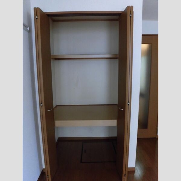 キャッスルハウス101号室 収納