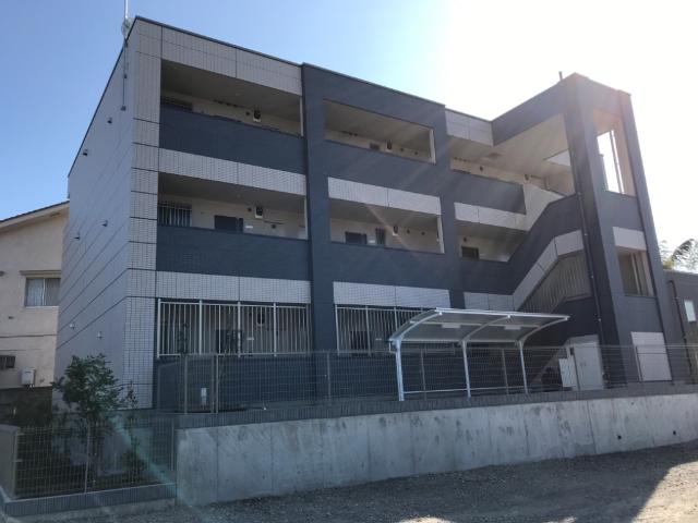 サンルミエール 外観写真（昼）