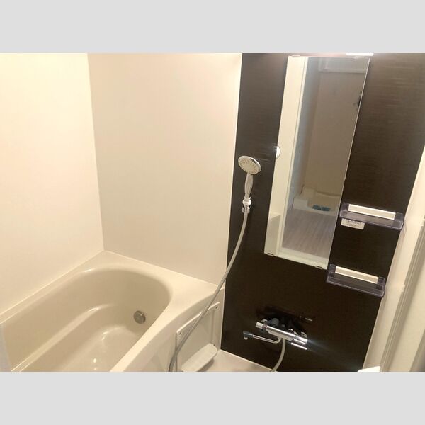 ソラシエスタ 乾燥・追い焚き機能付きの浴室♪