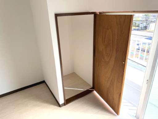 テラストーク相模原303号室 収納