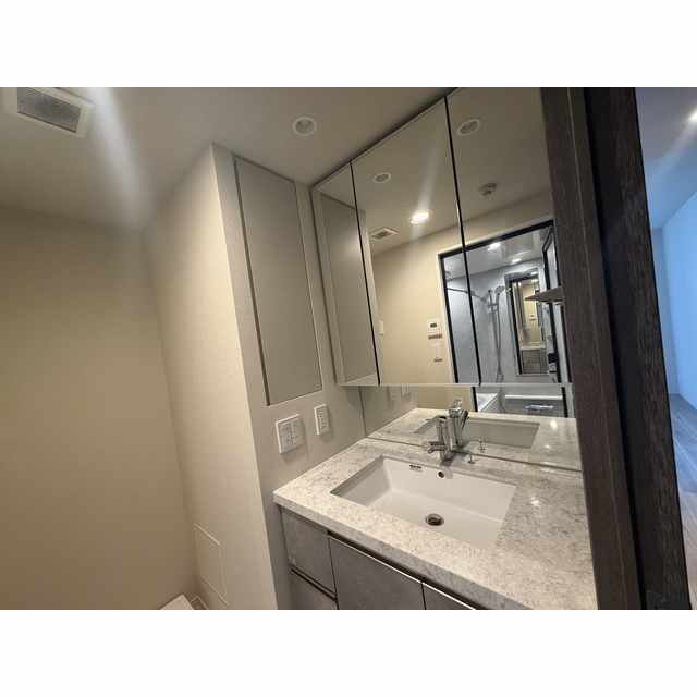 クレヴィア新宿中落合WEST501号室 内観