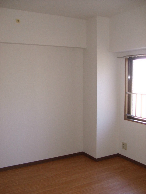 ビラージュ壱番館3階 寝室