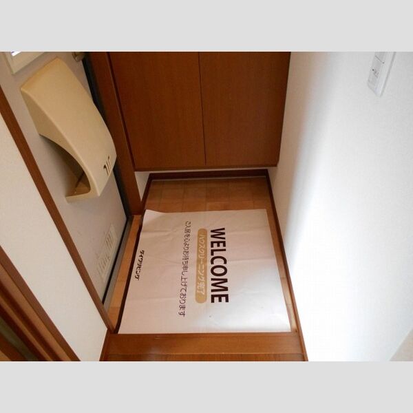 ラミアカーサお花茶屋 玄関