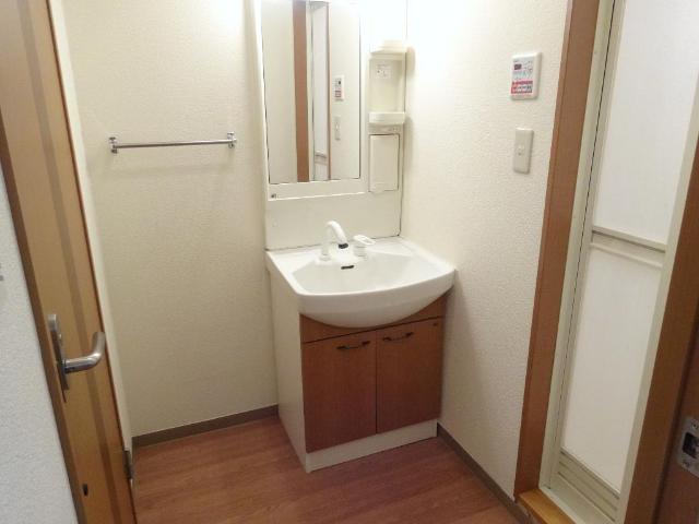 シェルル江北 独立洗面所