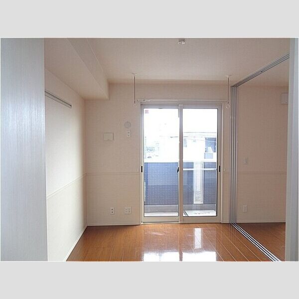TIARA　Ⅱ302号室 洋室
