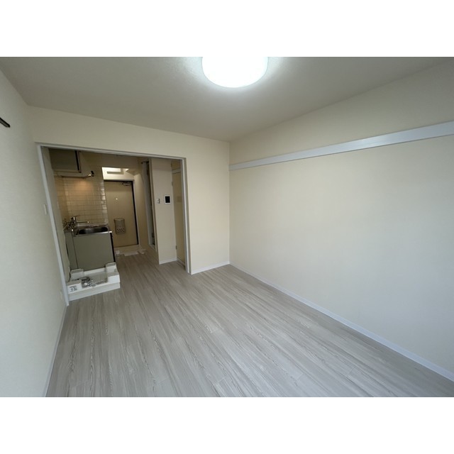 シャルム堀之内202号室 リビング