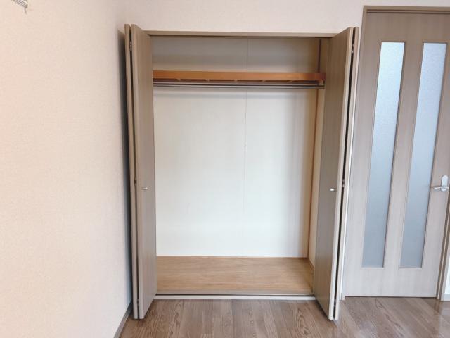 エスポアール・ソガ クローゼット