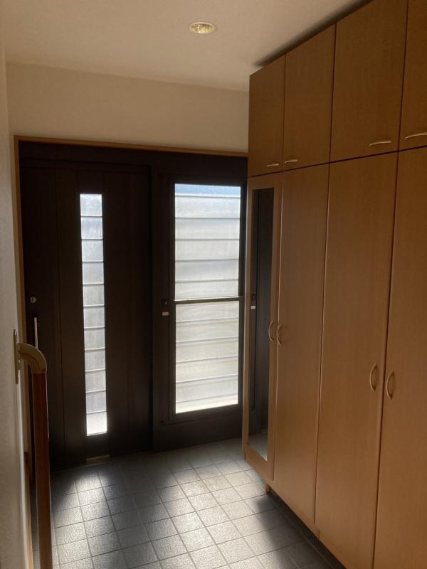 粕谷3丁目戸建 玄関