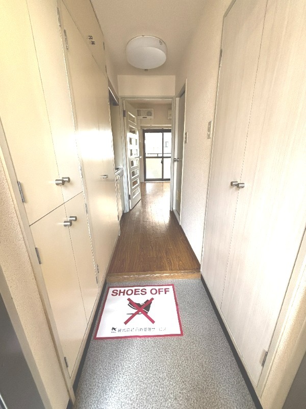 ライオンズマンション町田第66階 玄関より