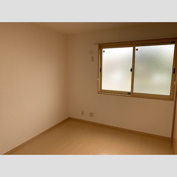 サウスパークスTAKAHISA　A/B/CB101号室 洋室