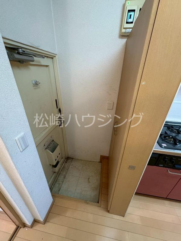 中野ローヤルコーポ 玄関