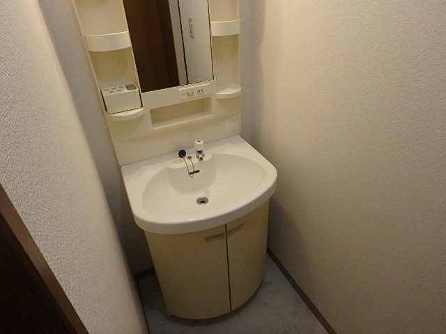 コンフォート日暮里 洗面