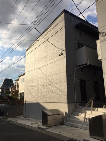 アンビエンテ1階 敷地内ごみ置き場　デザイナーズ