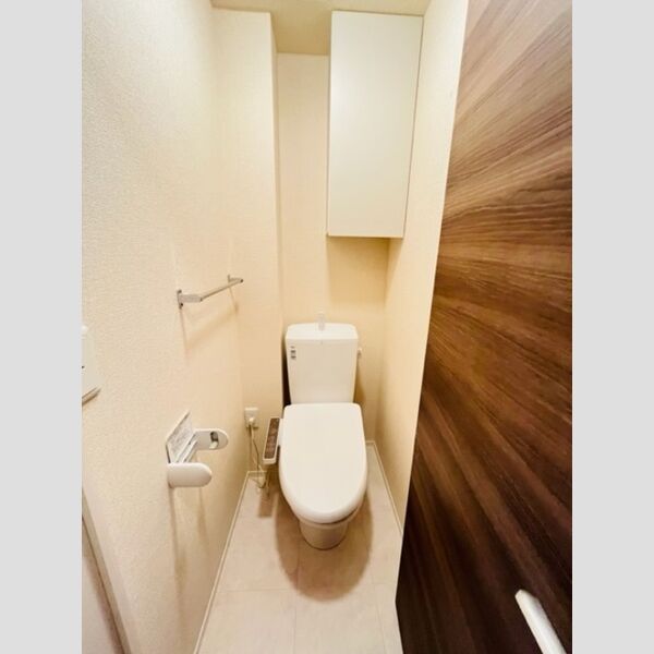 渚 温水洗浄暖房便座