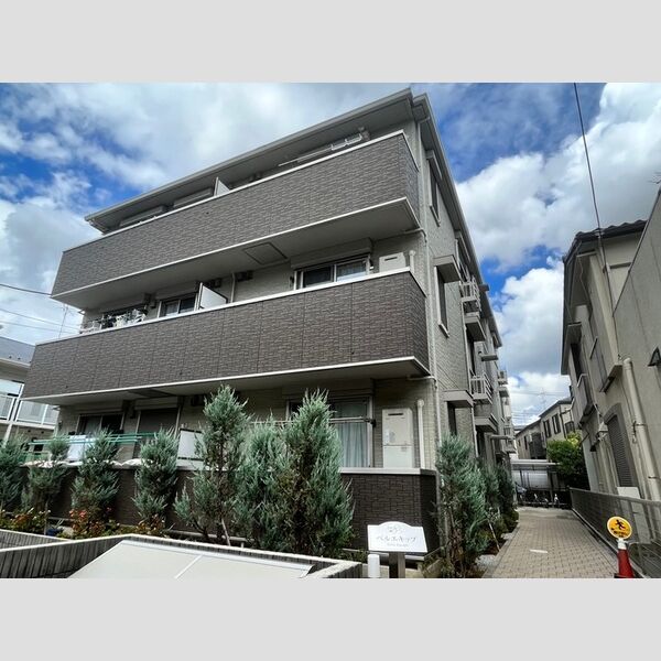 ベルエキップ202号室 建物外観