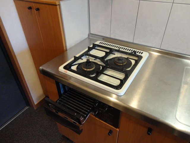スタシィオン和田町305号室 ガスコンロ