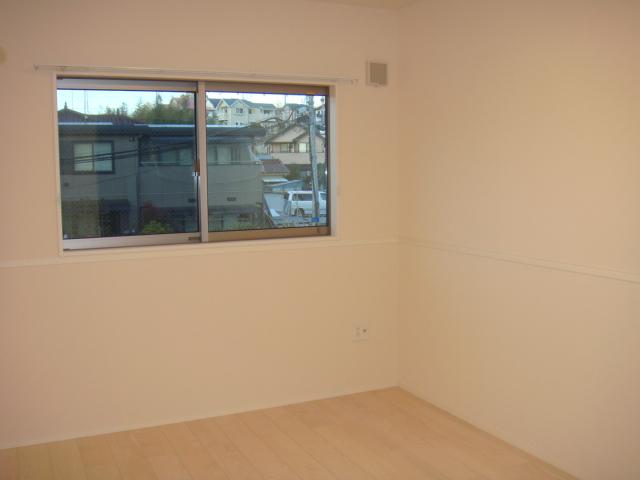 クラルテ　アジュール201号室 洋室（北側）