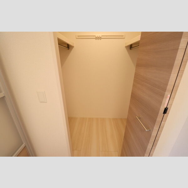 アーバンパイン ウォークインクローゼット