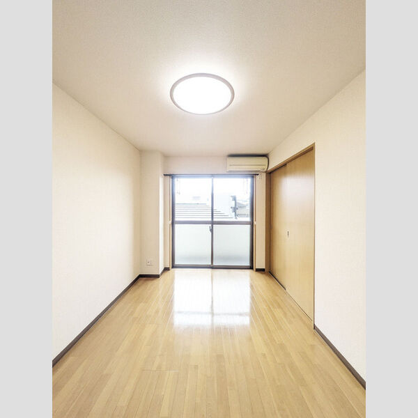 サンライトヒルズ303号室 洋室