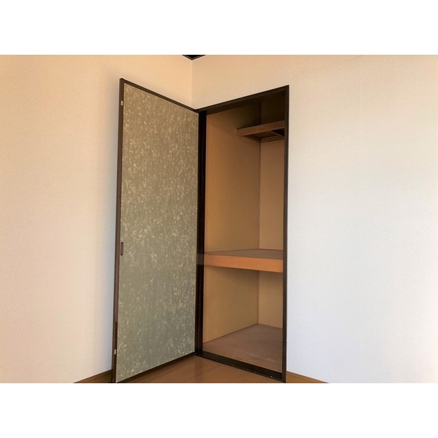 ハイツ松村202号室 内観