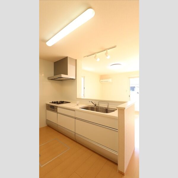 ルミエル　N101号室 ★対面カウンターキッチン★