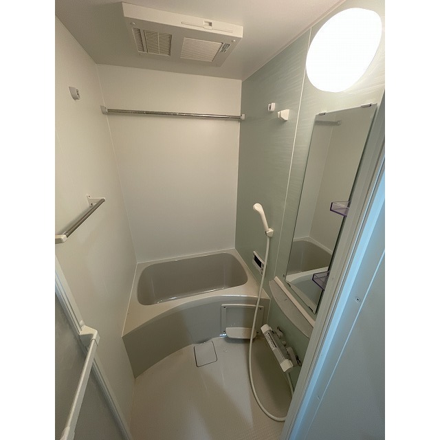 パルトネール東久保町104号室 お風呂