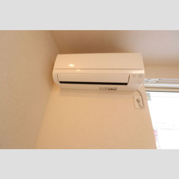 ルテドヴィラージュ201号室 エアコン
