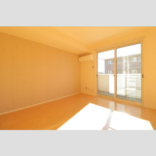 Symphony　B202号室 リビング