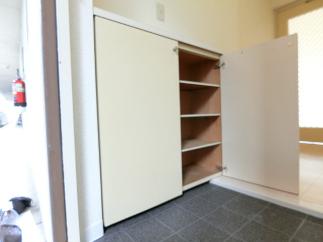 ドルチェ武蔵野 収納