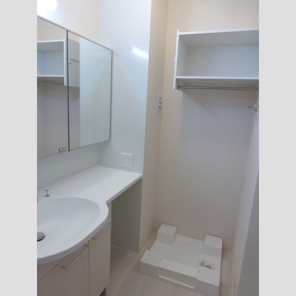 ラルゴ・エスポワール　Ⅱ202号室 洗面室