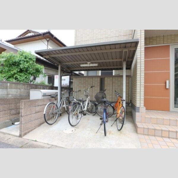 コンフォール.K202号室 駐輪場