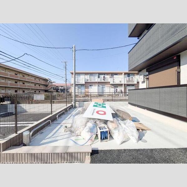 セントラーレ 周辺