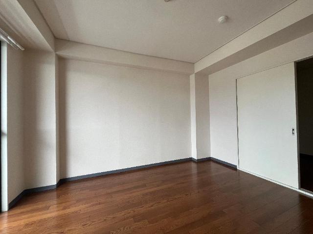 レジデンス２１ 南側洋室