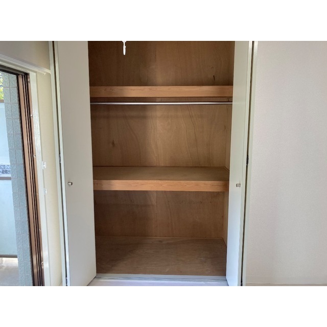 第2成城島田マンション106号室 内観