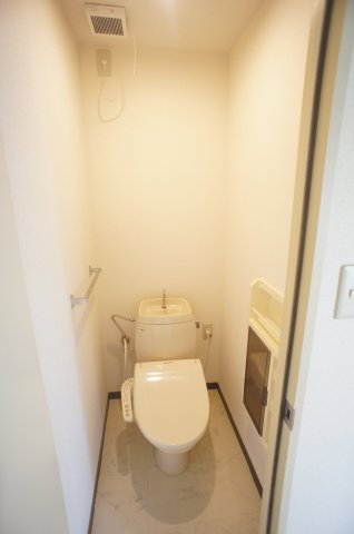 クレストコートＢ トイレ