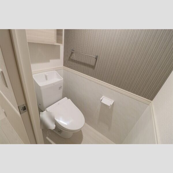 D-KISARIA　EⅠ202号室 温水洗浄暖房便座